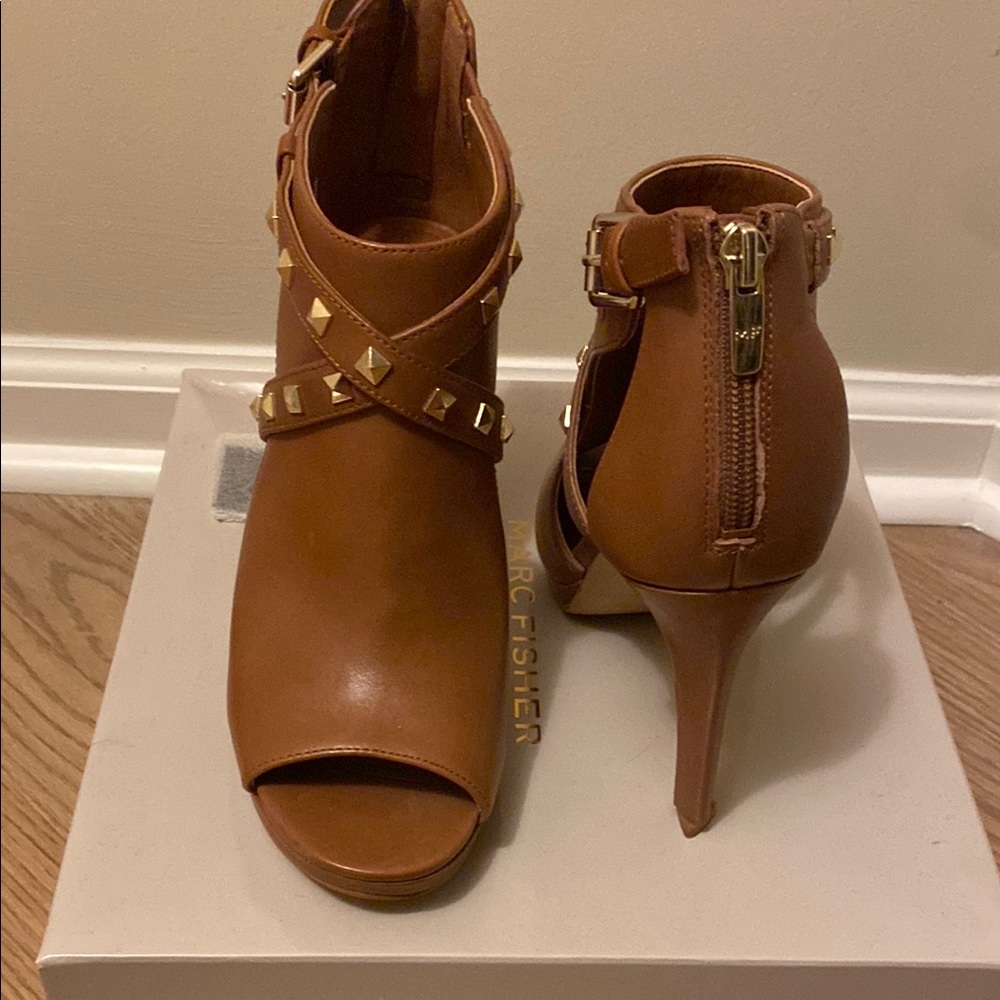 Marc Fisher Brown Stiletto Booties with RockStud Detail 37